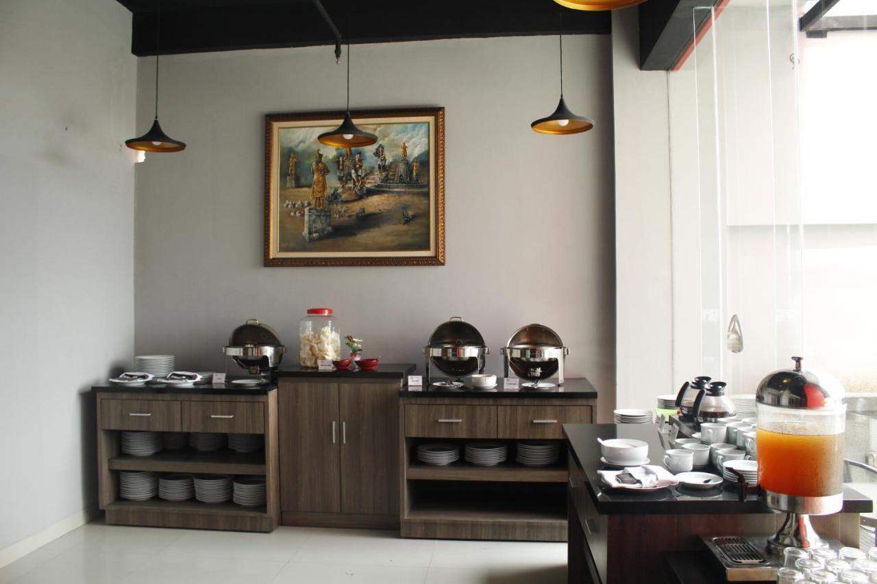 Brothers Inn Sukoharjo Экстерьер фото